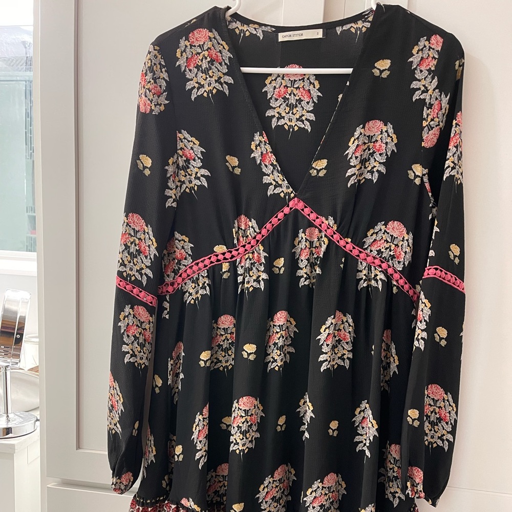 Black long sleeve dress